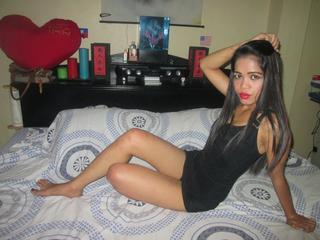 Hot Asian Chick - Hey guys, come into my room and you will see the biggest t*ts in all of Asia. I will rub your d*ck with my t*ts until you c*m! Spray me straight in the face. ;) Why are you waiting? - Alter: 26 / Stier - Größe: 159 / schlank - Geschlecht: weiblich - Sexuelle Orientierung: heterosexuell - Haarfarbe: schwarz / lang - Intimpiercing: keins - BH-Größe: A - Hautfarbe: asiatisch - Augenfarbe: braun - Intimrasur: teilrasiert