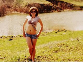 Chloe* - Hello, my dear friends. I like to communicate with people from other countries, to recognize them, their customs, interests and mentality. This is all very interesting and informative. I hope to find a fun and cute friend and companion.
What would I like? A romantic atmosphere, your deep soul - and a sensual kiss!
Welcome to my chat room - enjoy! - Alter: 24 / Steinbock - Größe: 170 / schlank - Geschlecht: weiblich - Sexuelle Orientierung: heterosexuell - Haarfarbe: blond / mittellang - Intimpiercing: keins - BH-Größe: B - Hautfarbe: weiss - Augenfarbe: blau - Intimrasur: vollrasiert