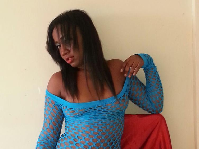 manu - i am a really playful little girl loving to explore new ryhms and when the music gets hot and the wine is cool i get very hot myself Come and try it !! - Alter: 27 / Stier - Größe: 172 / normal - Geschlecht: weiblich - Sexuelle Orientierung: heterosexuell - Haarfarbe: braun / lang - Intimpiercing: keins - BH-Größe: A - Hautfarbe: latina - Augenfarbe: grün - Intimrasur: teilrasiert