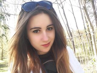 GreysLin - I have a bright look and bright personality but, nevertheless, I can be smiley and insecure. I have many people surrounding me but still have not met my ideal man for fun. I hope here ill find him. - Alter: 21 / Waage - Größe: 169 / schlank - Geschlecht: weiblich - Sexuelle Orientierung: heterosexuell - Haarfarbe: brünett / lang - Intimpiercing: keins - BH-Größe: B - Hautfarbe: weiss - Augenfarbe: blau - Intimrasur: teilrasiert