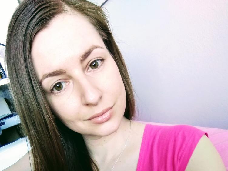 Gaylla - Komm zu meine erotische Welt wo deine heiße Fantasien meine Realität sind..
Ich möchte dass du Deine erotischste Fantasie erlebst, trau dich herein zu treten und mit mir zusammen zu genießen.. - Alter: 31 / Zwilling - Größe: 170 / normal - Geschlecht: weiblich - Sexuelle Orientierung: heterosexuell - Haarfarbe: brünett / sehr lang - Intimpiercing: keins - BH-Größe: B - Hautfarbe: weiss - Augenfarbe: braun - Intimrasur: vollrasiert