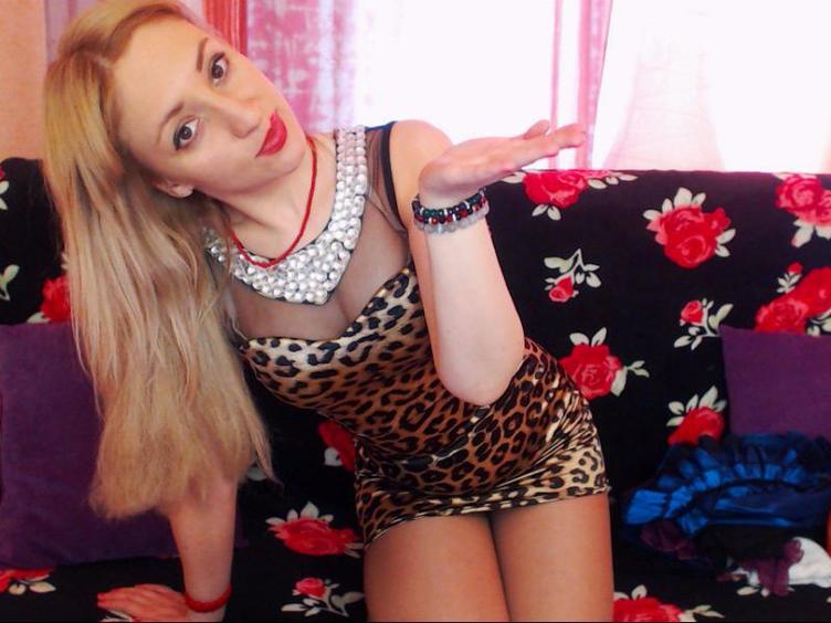 SchöneSchlampe - I am very creative and have a lot of fantasies. I like flirt and dancing. Here is a good place to show sexy talents and creation.I am very sexy, interesting, beautiful, creative and love to chat with men, you will enjoy super time with me.
My Dear! Specially for you my best strip show in beginning. After that I want to suck your fingers after that .... all what you want - Alter: 33 / Stier - Größe: 165 / normal - Geschlecht: weiblich - Sexuelle Orientierung: heterosexuell - Haarfarbe: blond / lang - Intimpiercing: Bauchnabel - BH-Größe: B - Hautfarbe: weiss - Augenfarbe: schwarz - Intimrasur: vollrasiert